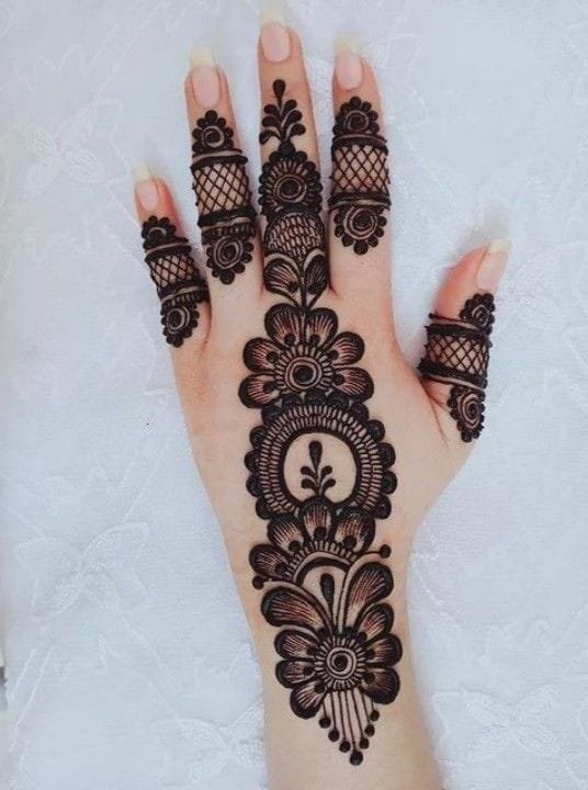 pair ka mehandi design