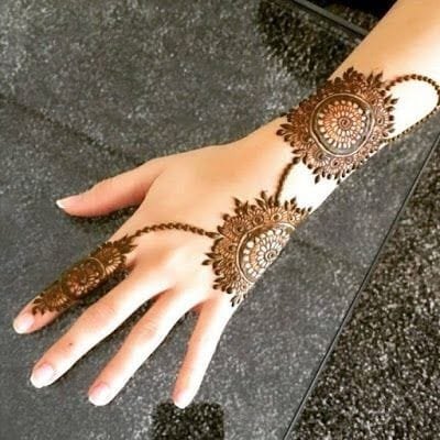 a name mehndi design