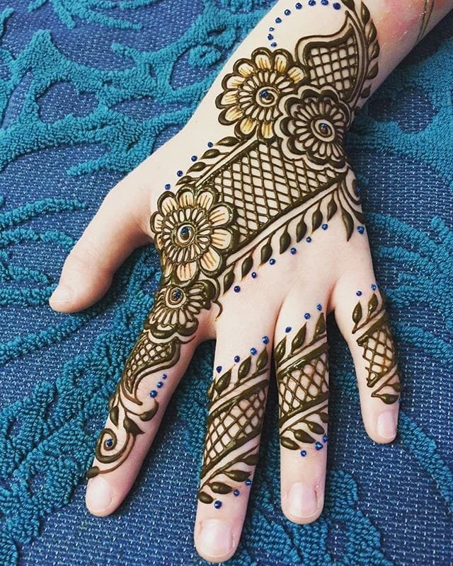 beautiful mehandi design