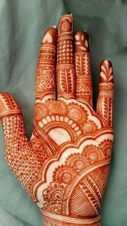 back hand mehndi design simple