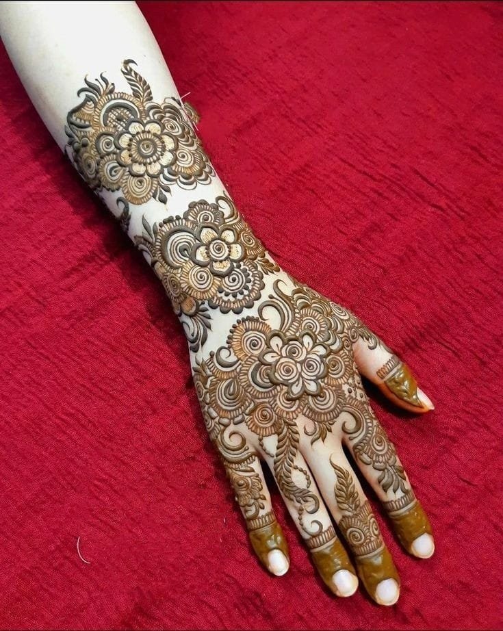 mehndi design easy front hand