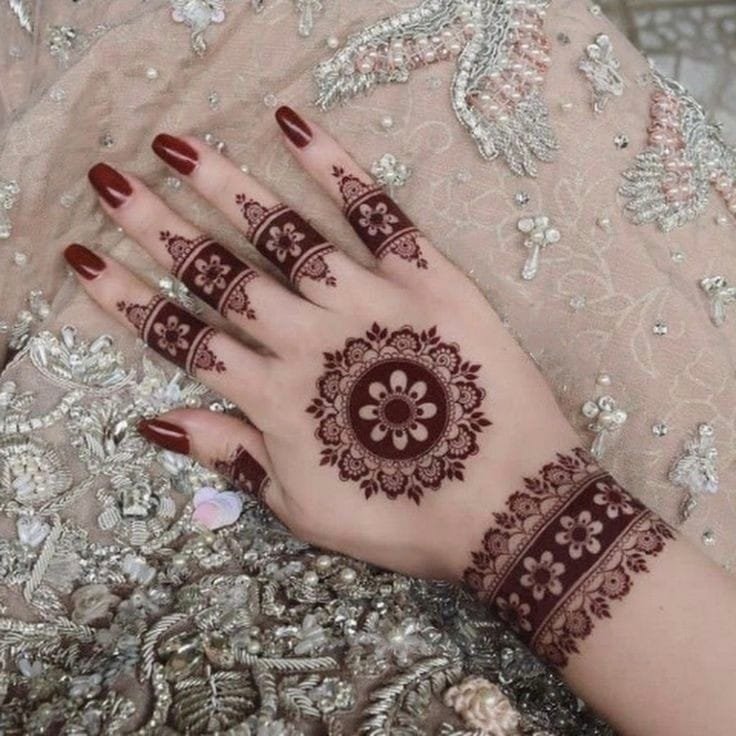 mehndi design easy front hand