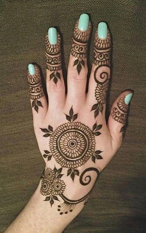 cute mehndi design